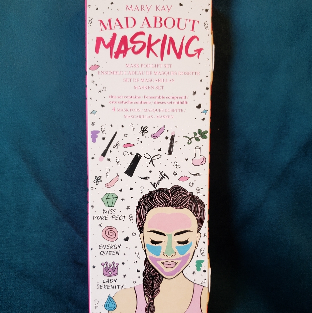 Mary Kay Mad About Masking Face Mask Set